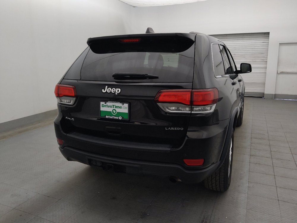 Used 2022 Jeep Grand Cherokee Laredo E AWD/4WD image 9