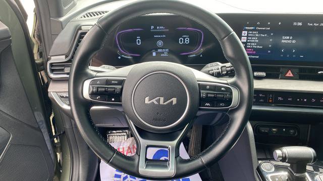 Used 2023 Kia Sportage X-Line w/ X-Line Premium Package AWD/4WD image 16