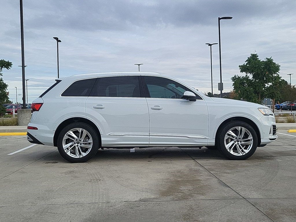 Used 2023 Audi Q7 3.0T Premium Plus AWD/4WD image 9