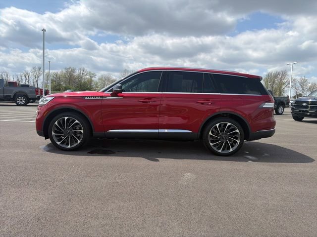 Used 2020 Lincoln Aviator Reserve w/ Equipment Group 202A image 16