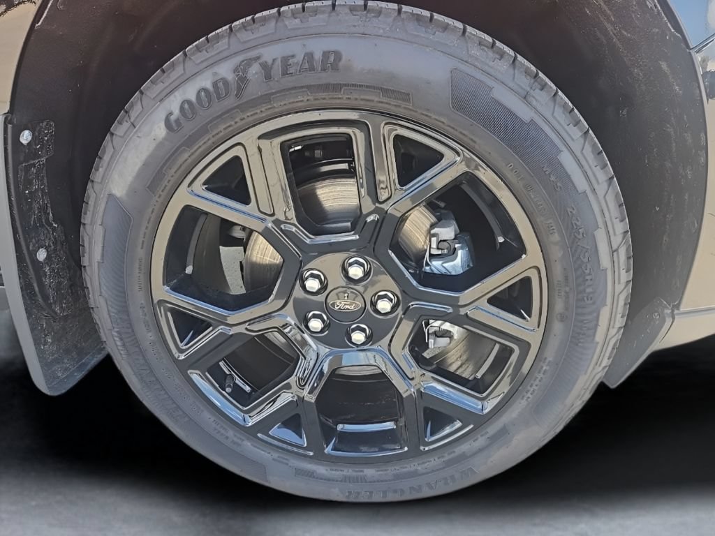 New 2026 Ford Maverick XLT w/ XLT Luxury Package AWD/4WD image 31