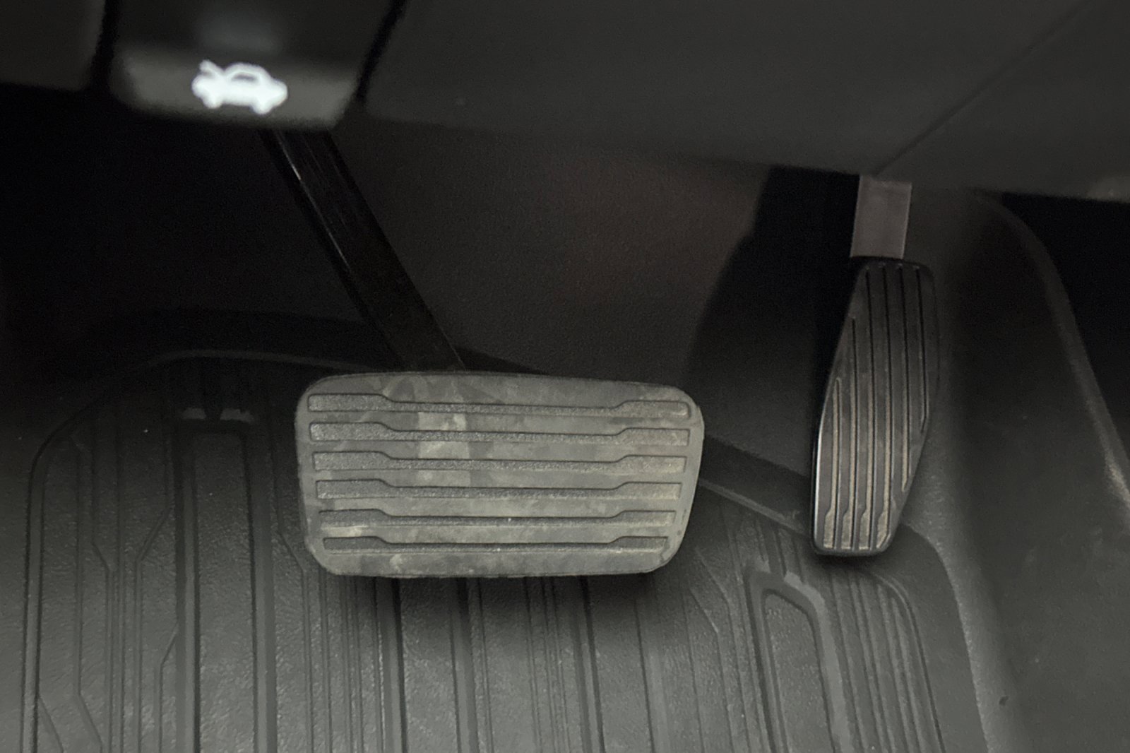 Used 2024 GMC Sierra 1500 Elevation w/ LPO, Elevation Black Package image 42