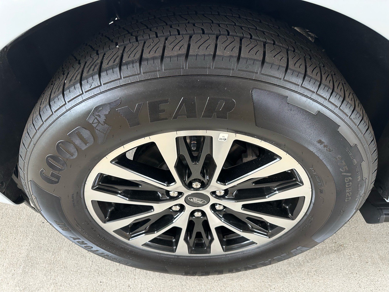 Certified 2025 Ford Expedition Max Platinum AWD/4WD image 8