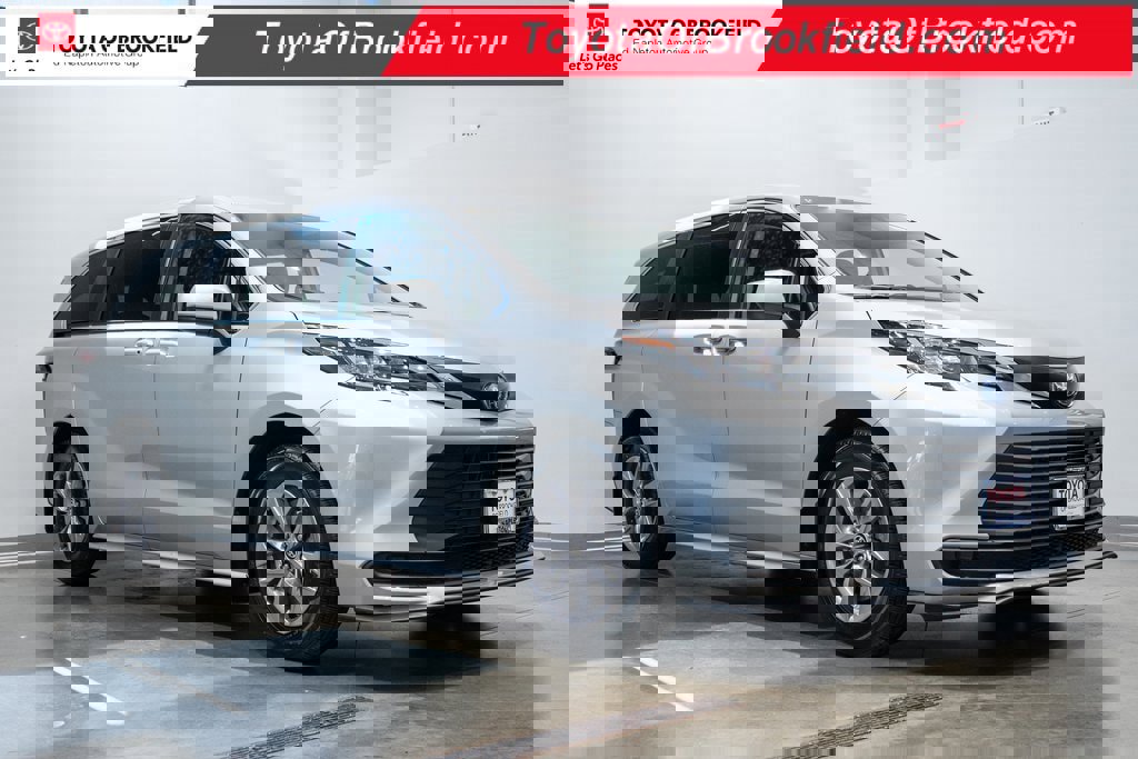 Used 2023 Toyota Sienna LE