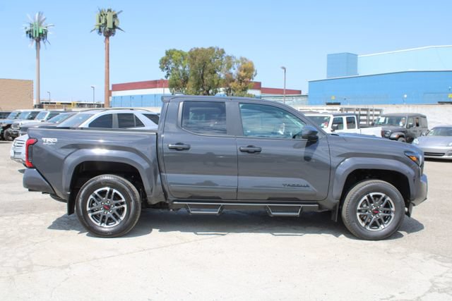 Used 2024 Toyota Tacoma TRD Sport RWD image 3