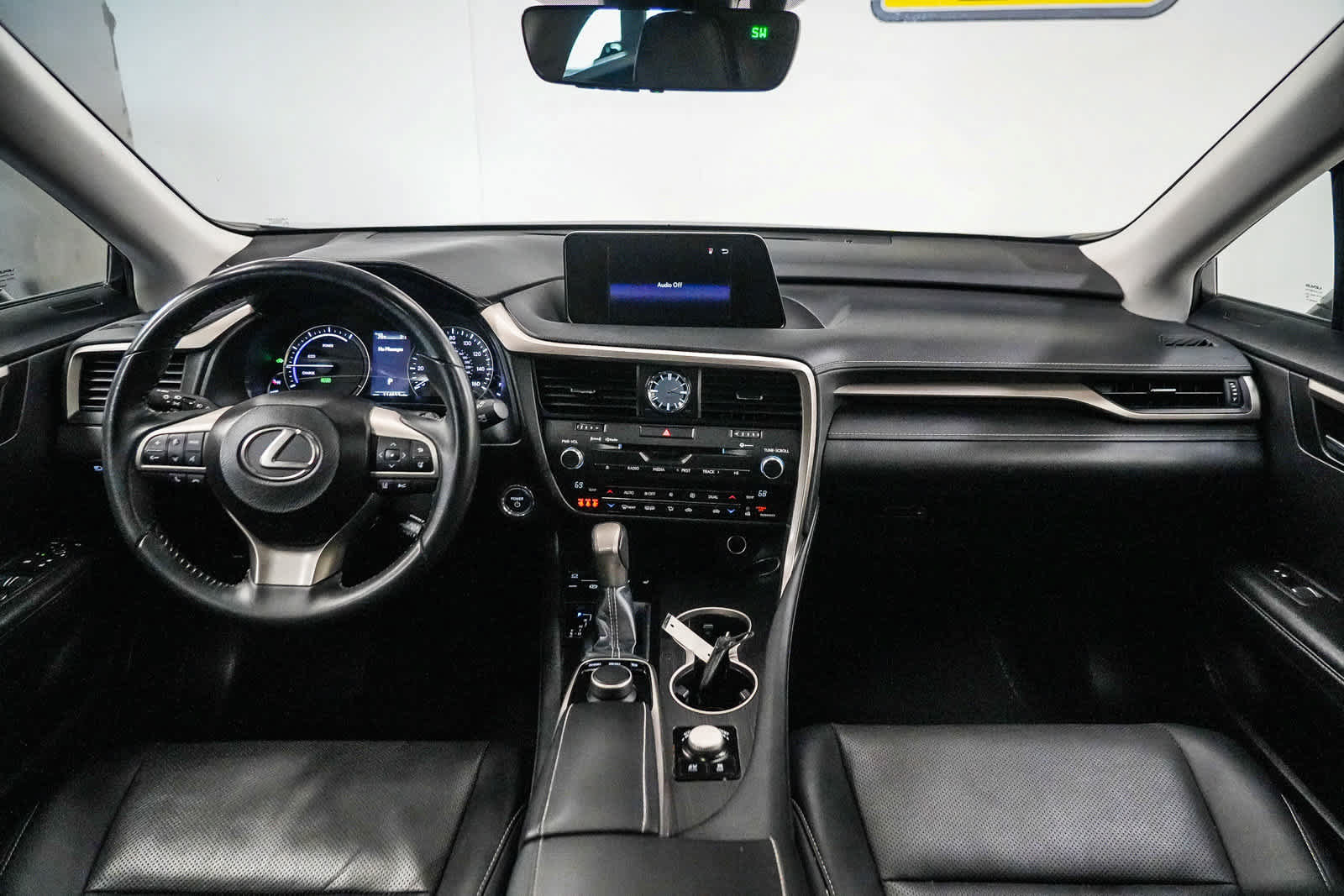 Used 2018 Lexus RX 450h AWD w/ Cold Area Package image 12