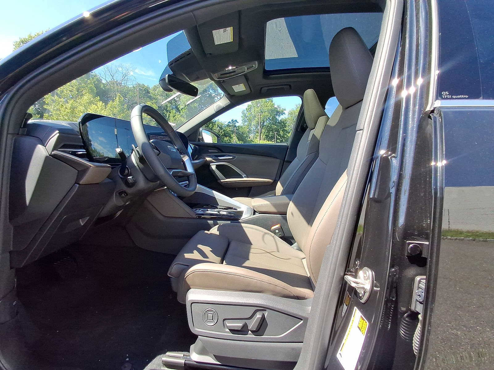 New 2025 Audi Q5 Premium Plus image 13