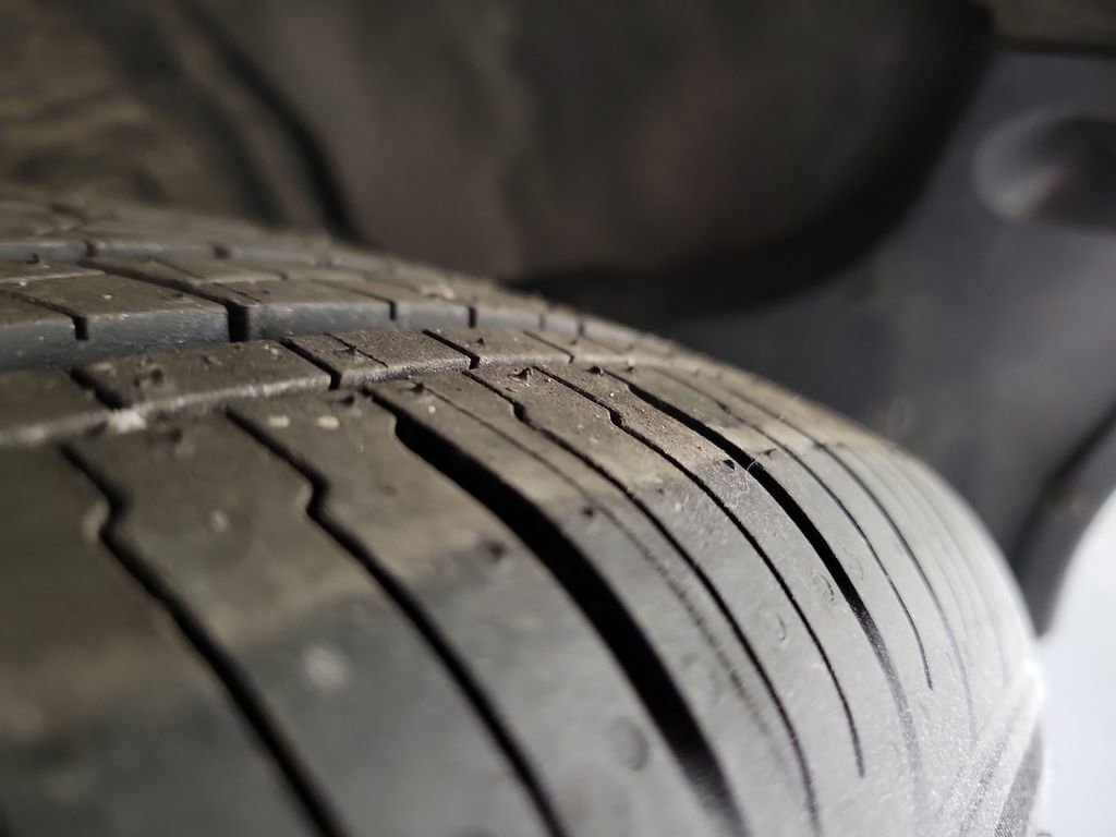 Used 2015 Toyota RAV4 LE image 11