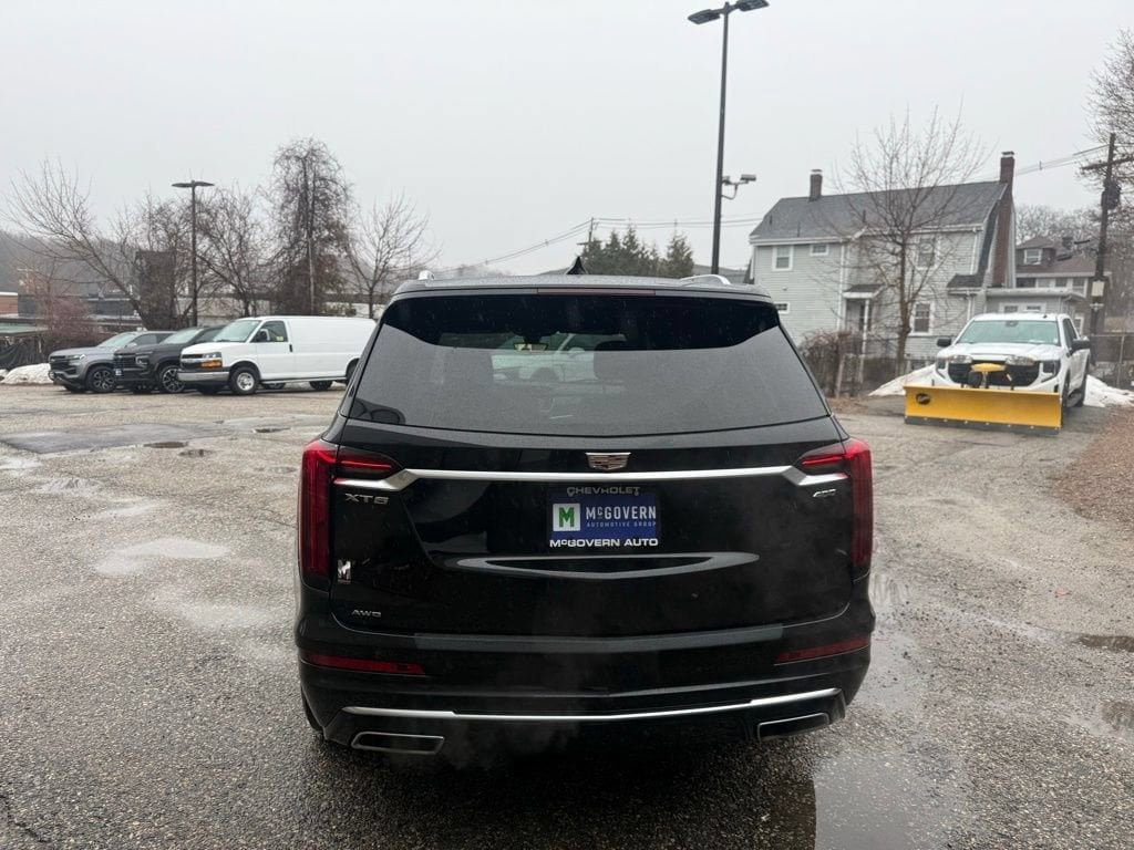Used 2024 Cadillac XT6 Premium Luxury w/ Technology Package AWD/4WD image 5