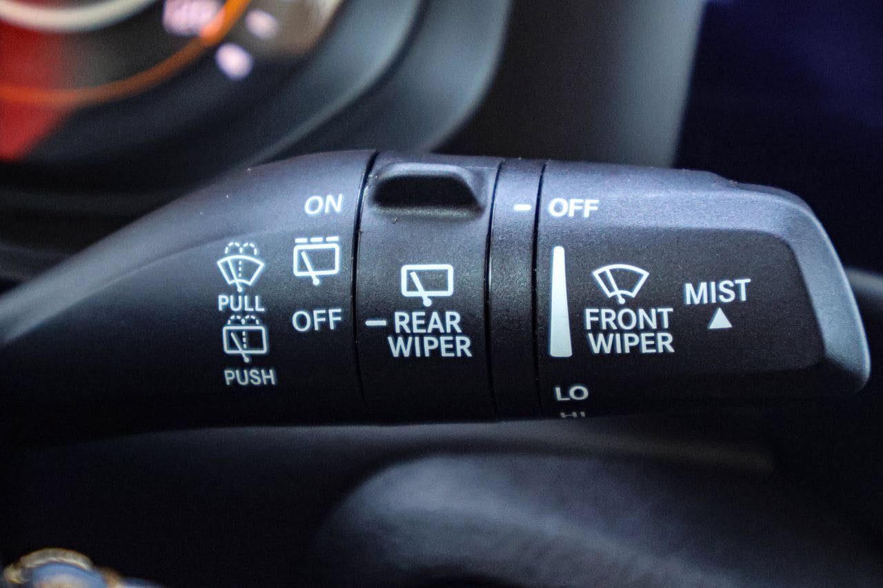 Used 2024 Jeep Wrangler Sport AWD/4WD image 33