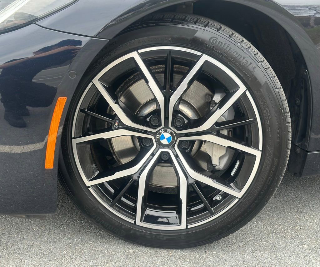 Used 2023 BMW 530i xDrive w/ M Sport Package AWD/4WD image 2
