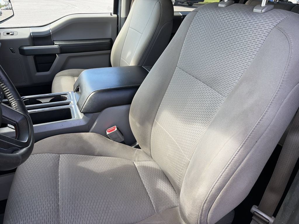 Used 2017 Ford F150 XLT w/ Equipment Group 302A Luxury RWD image 12