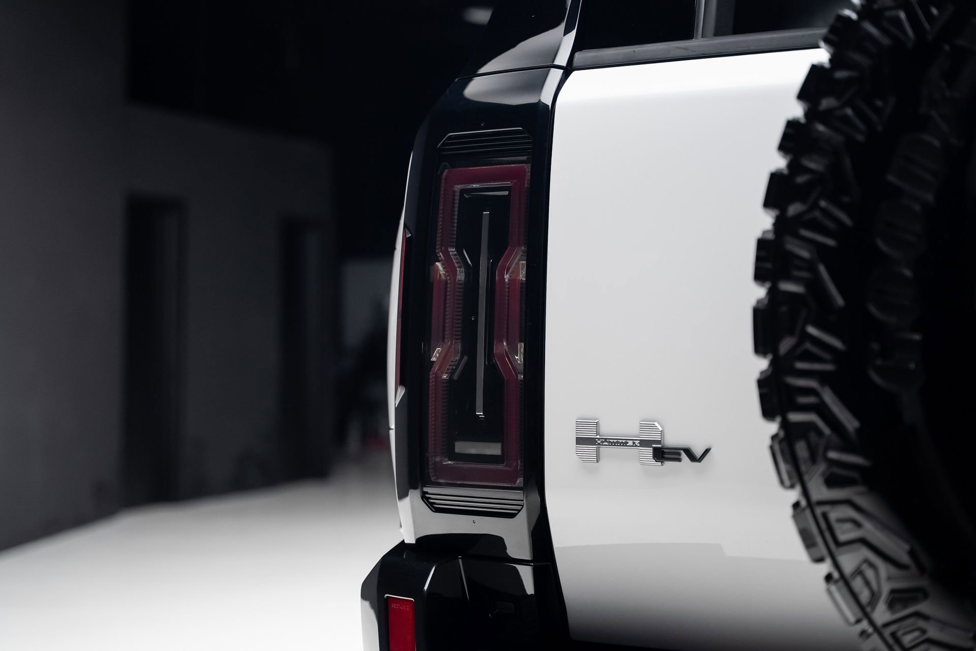 Used 2024 GMC Hummer EV 2X w/ Extreme Off-Road Package image 31