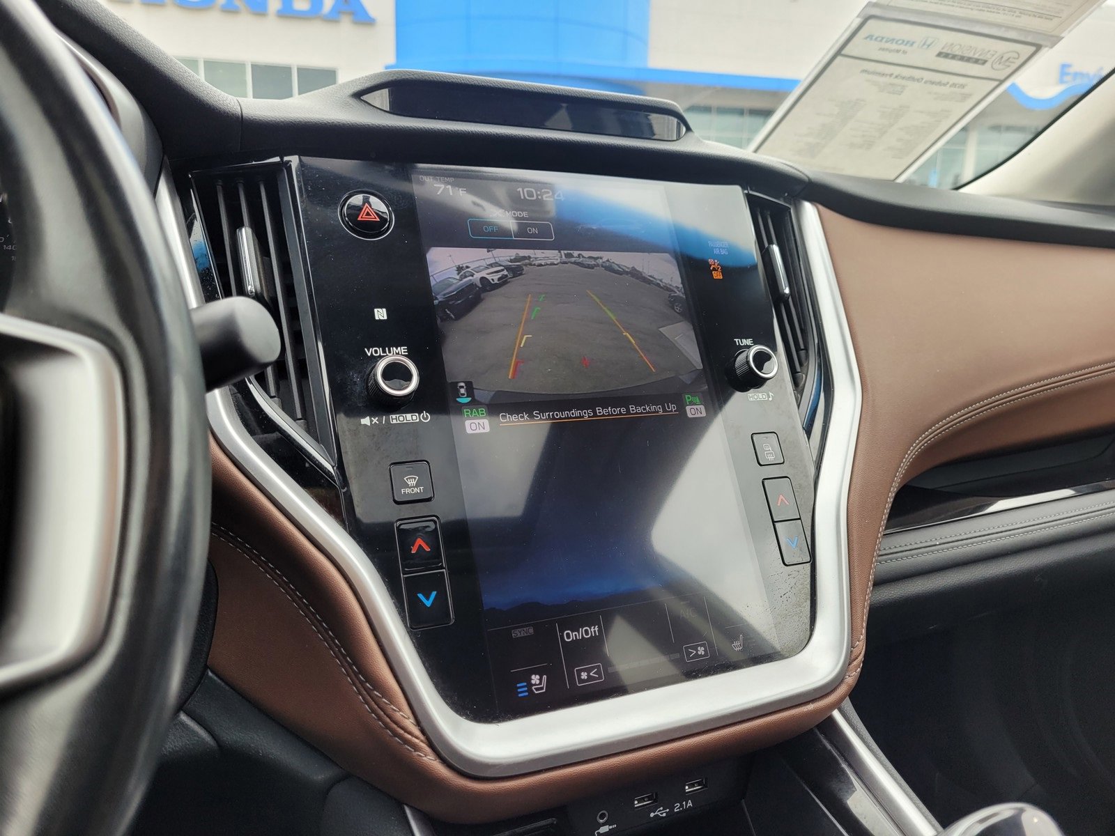 Used 2020 Subaru Outback Touring XT image 25