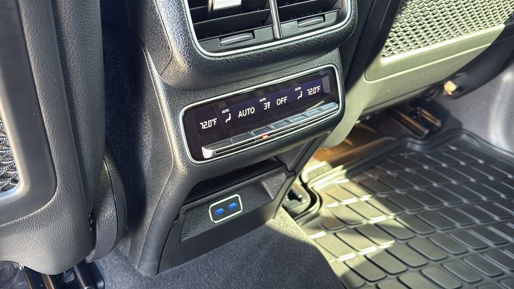 Certified 2025 Mercedes-Benz GLS 450 4MATIC image 22