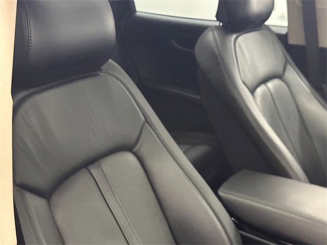 Used 2023 Lincoln Nautilus Reserve w/ Equipment Group 201A image 11