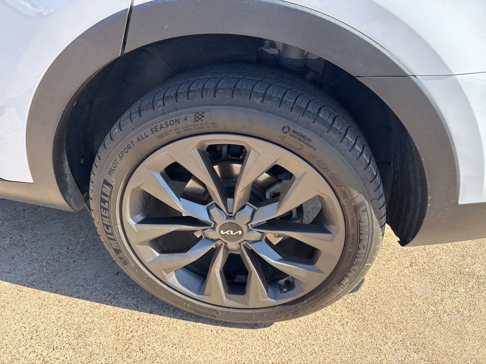 Used 2022 Kia Sorento SX Prestige w/ Rust Color Package image 10