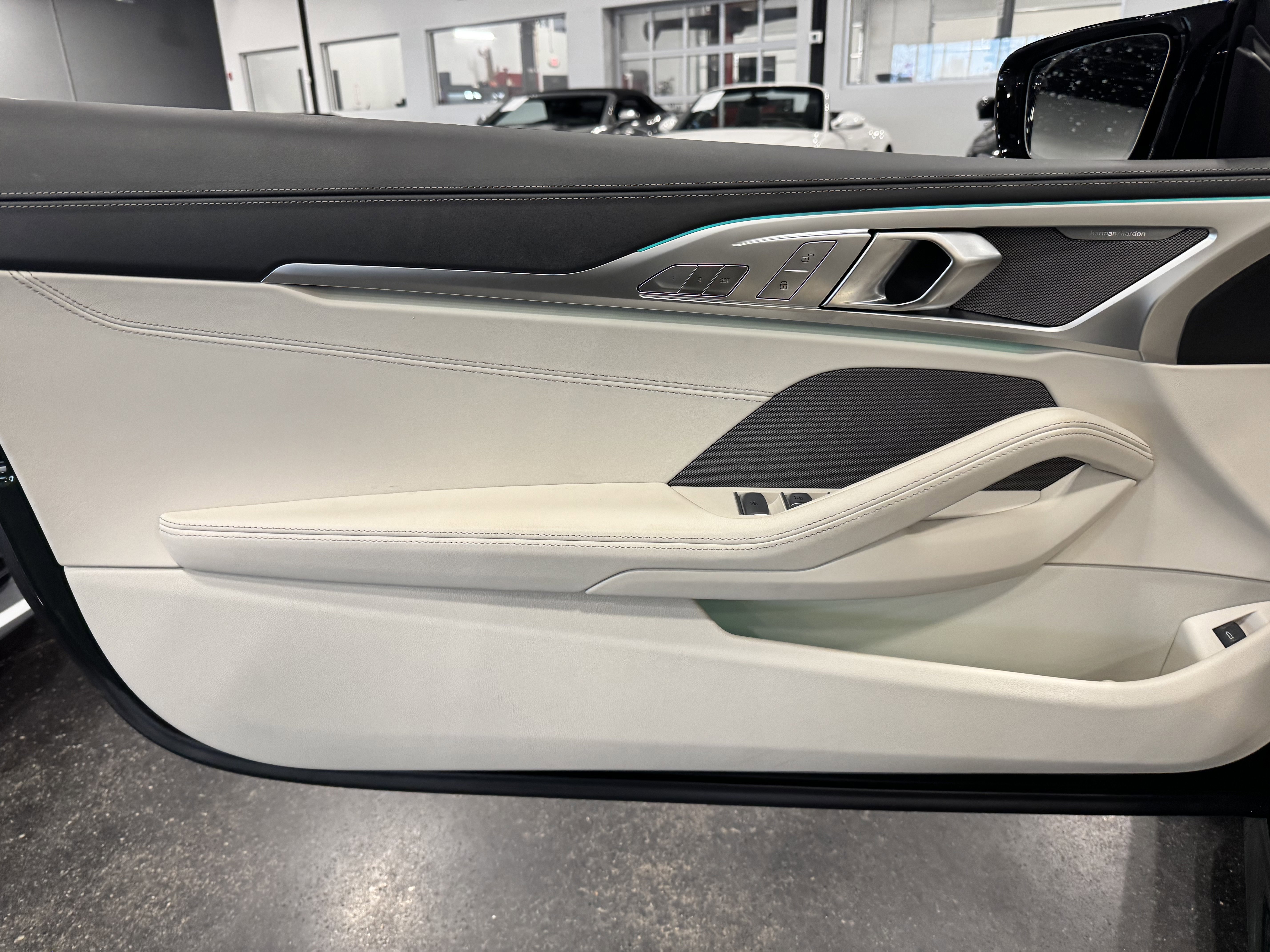 Used 2025 BMW M850i xDrive Convertible image 12