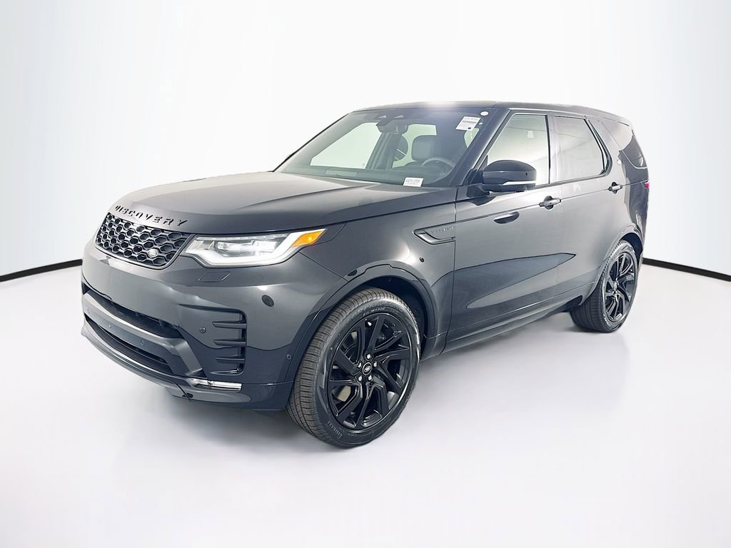 New 2025 Land Rover Discovery Dynamic SE