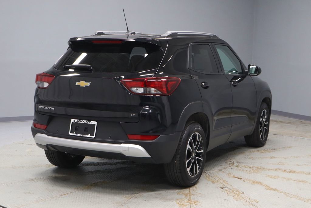 Used 2025 Chevrolet TrailBlazer LT w/ LT Cold Weather Package image 10