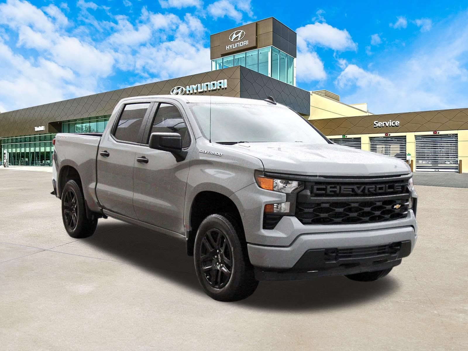 Used 2024 Chevrolet Silverado 1500 Custom AWD/4WD image 3