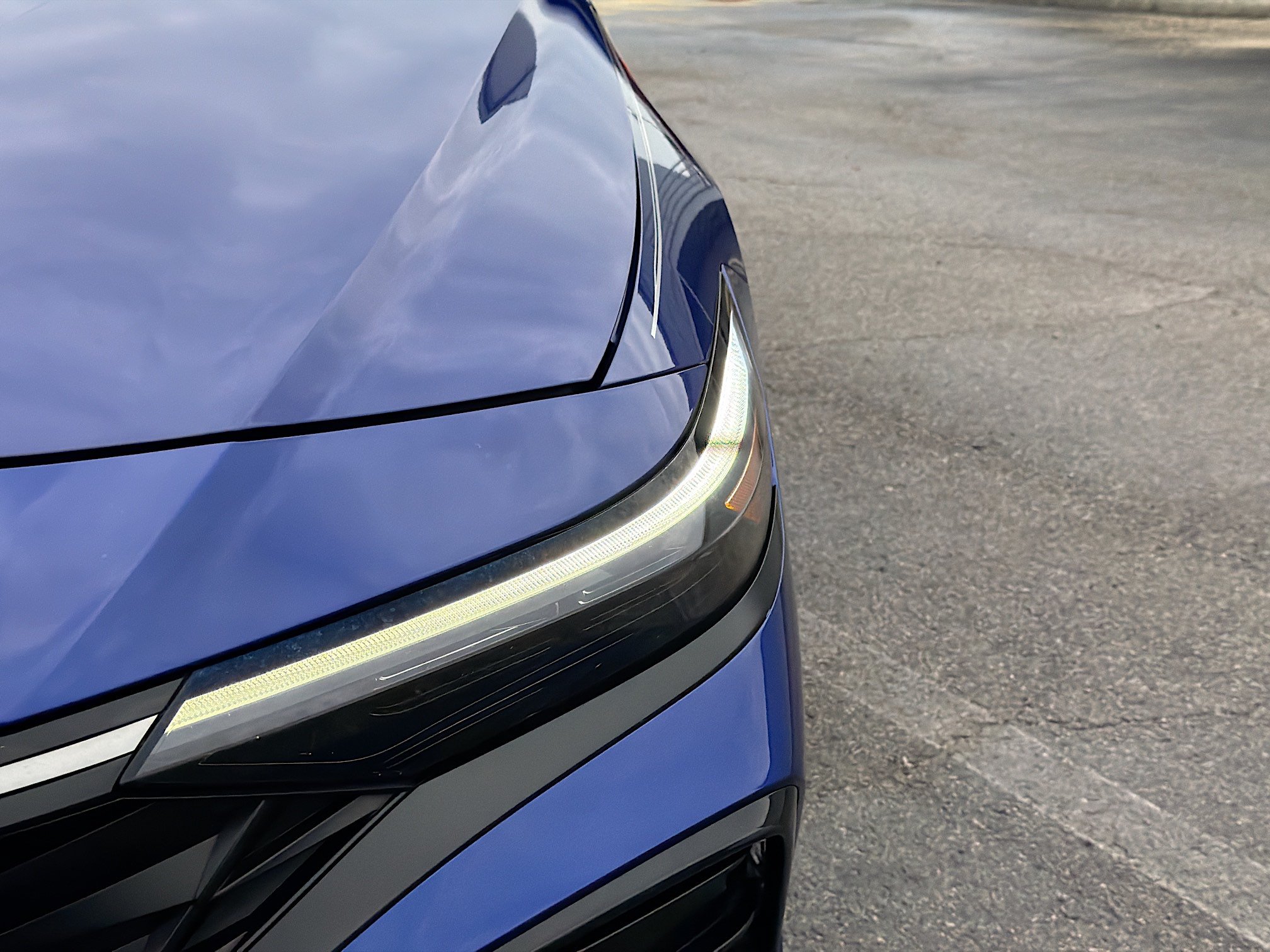 Used 2025 Hyundai Elantra Limited FWD image 9