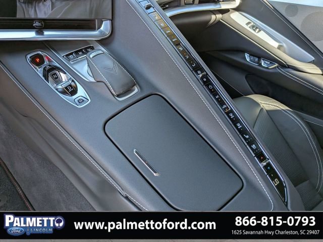 Used 2023 Chevrolet Corvette Stingray Preferred Cpe w/ Z51 Performance Package RWD image 17