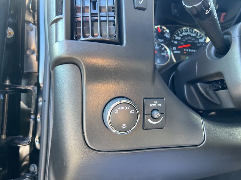 New 2025 Chevrolet Express 3500 w/ Driver Convenience Package image 13