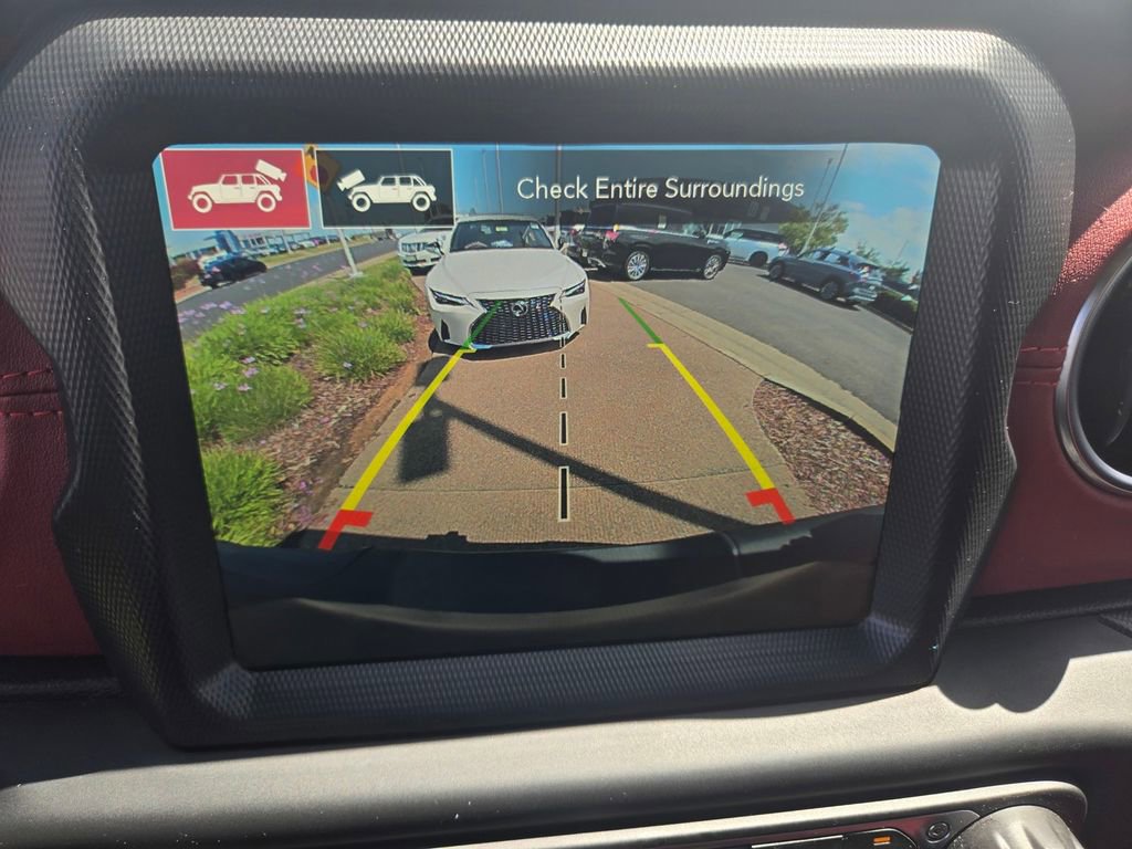 Used 2023 Jeep Wrangler Unlimited Rubicon 4xe AWD/4WD image 17