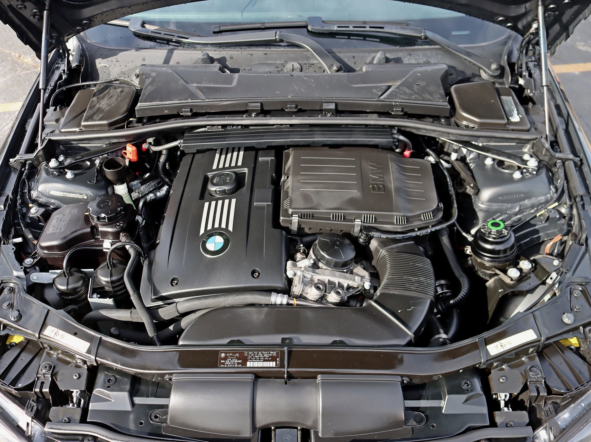 Used 2008 BMW 335i Convertible image 32