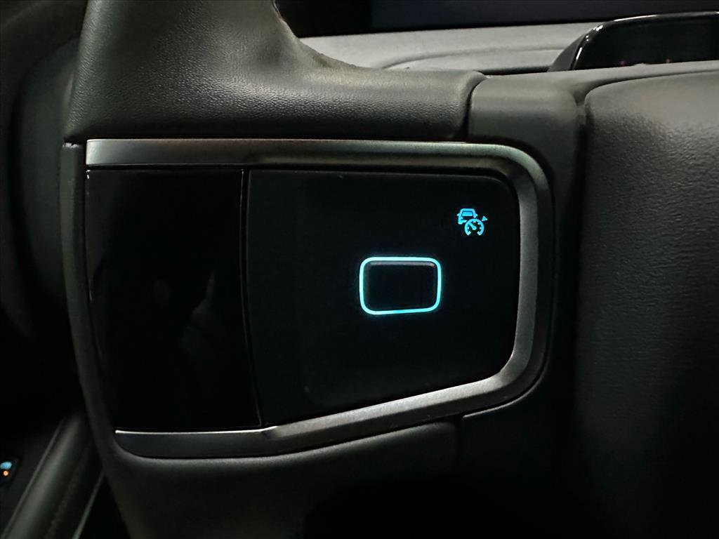 Certified 2025 Ford Expedition Active image 42