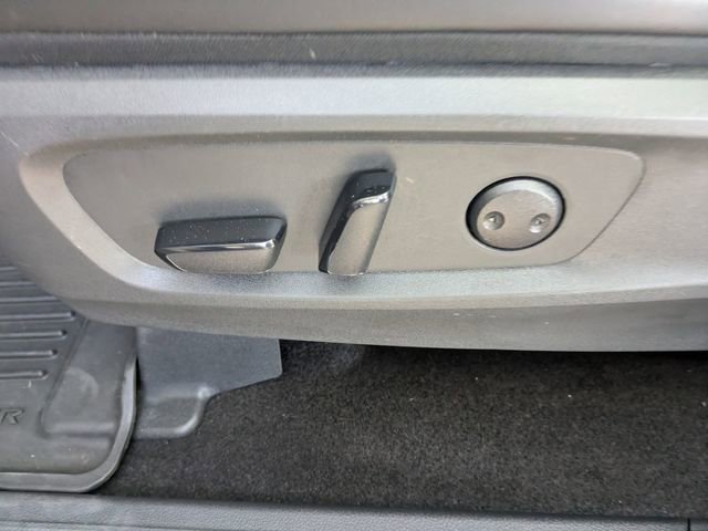 Used 2024 Nissan Pathfinder Platinum FWD image 27