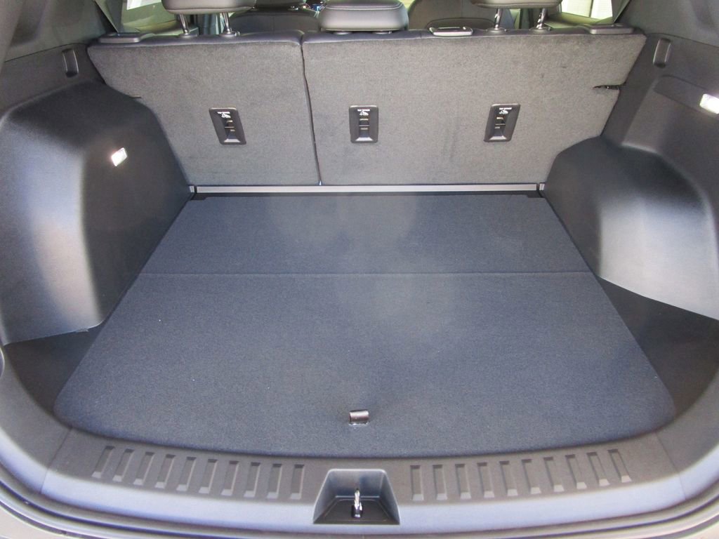 New 2026 Chevrolet Equinox LT w/ Convenience Package II image 12