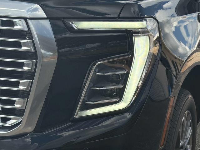 New 2026 GMC Yukon XL Denali w/ Sun & Power Step Package AWD/4WD image 9