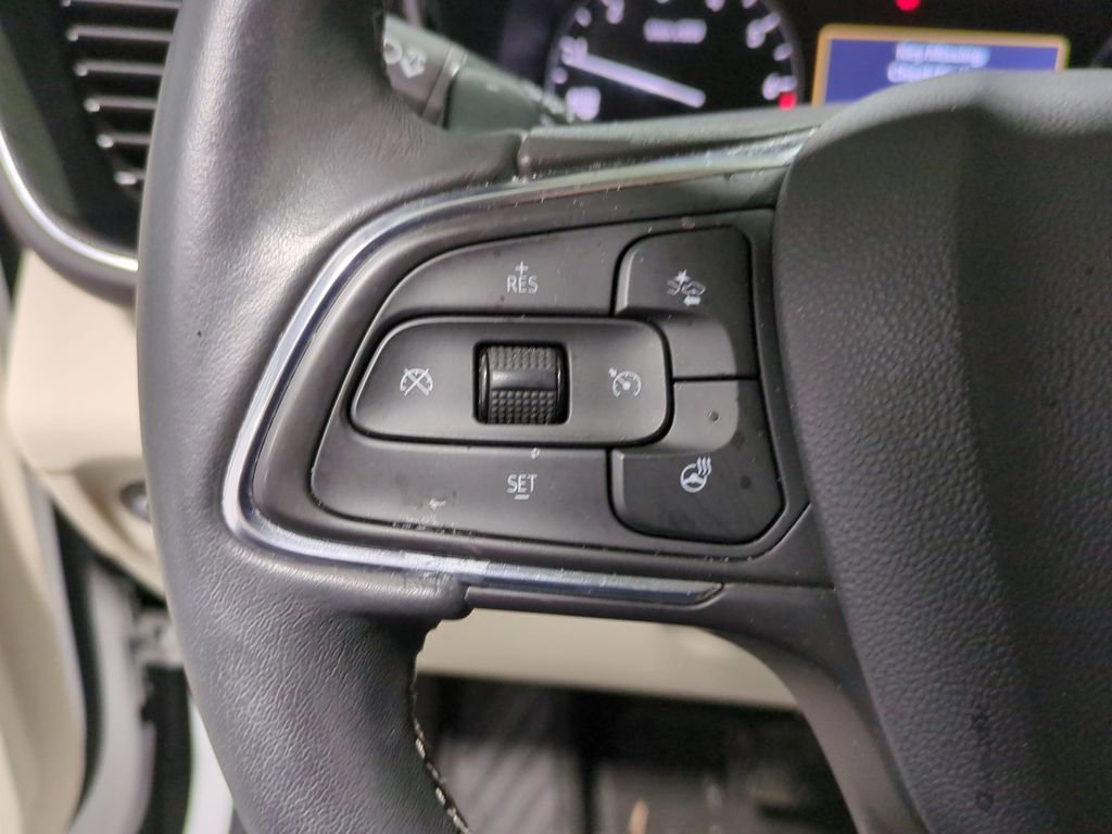 Used 2023 Buick Envision Preferred image 29