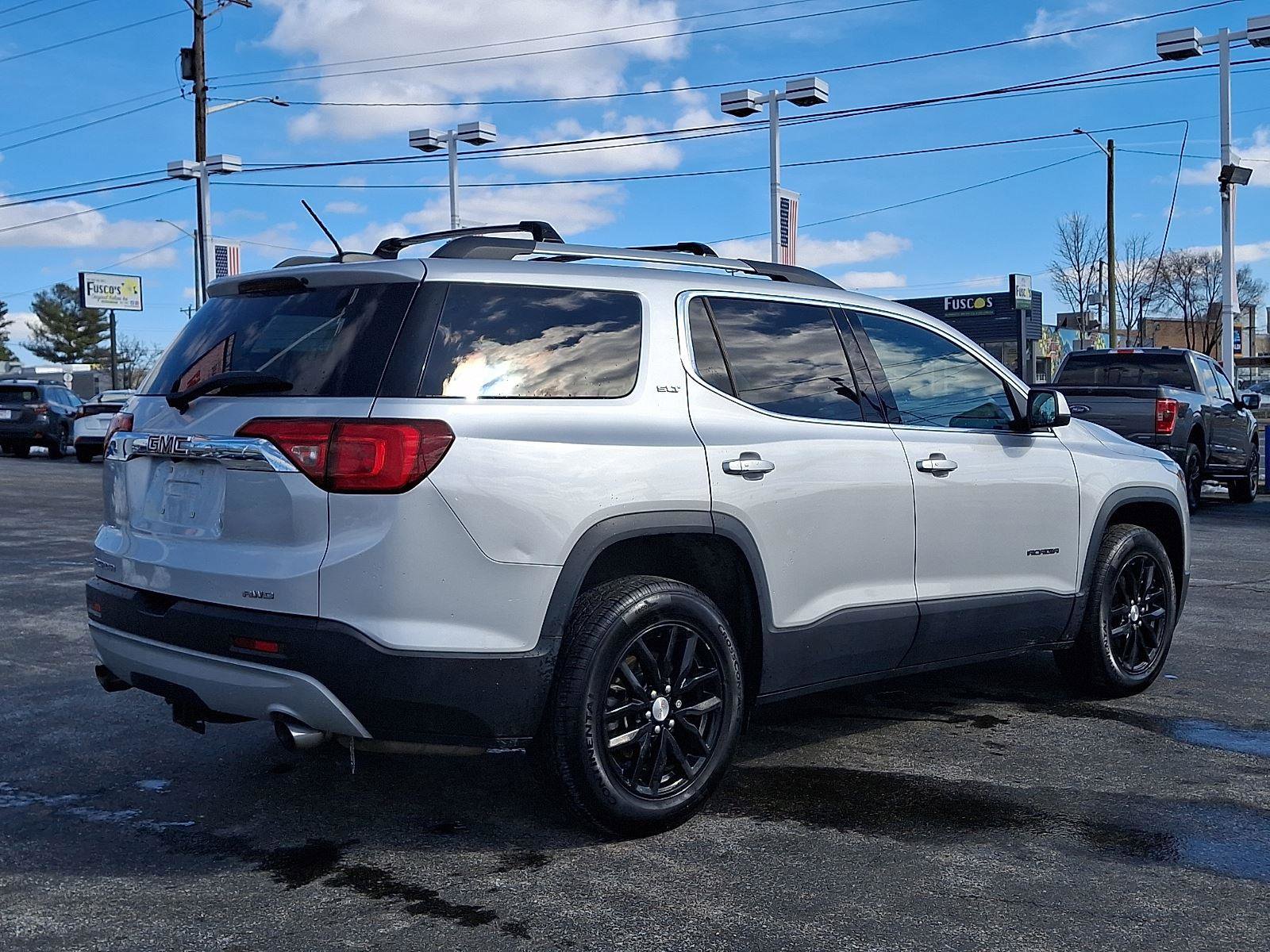 Used 2019 GMC Acadia SLT image 6