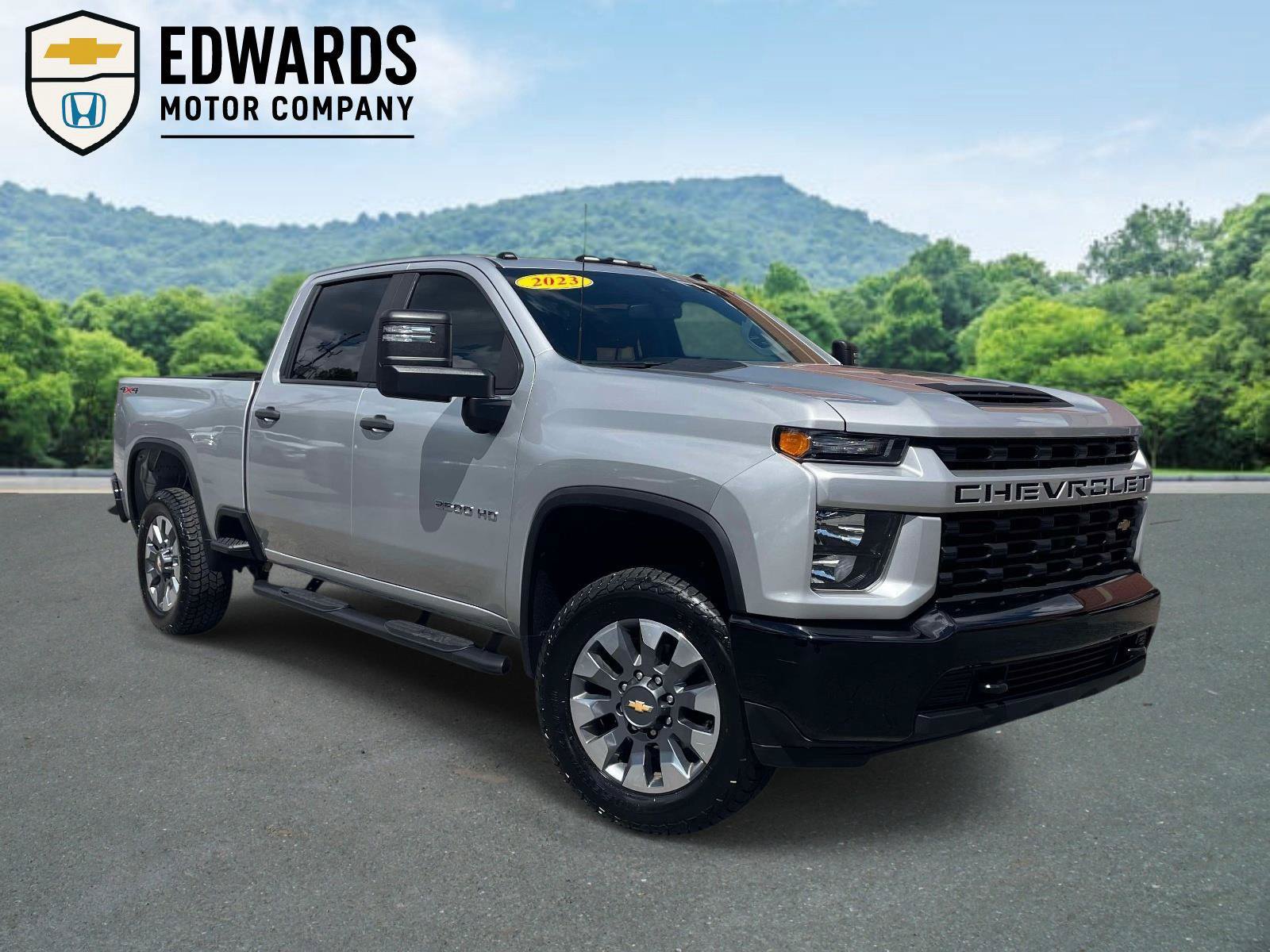 Used 2023 Chevrolet Silverado 2500 Custom w/ Gooseneck/5TH Wheel Package