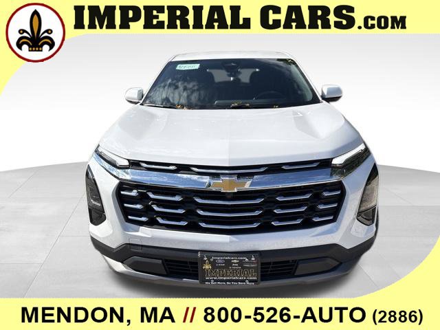 New 2027 Chevrolet Equinox LT w/ LPO, Floor Liner Package AWD/4WD image 4