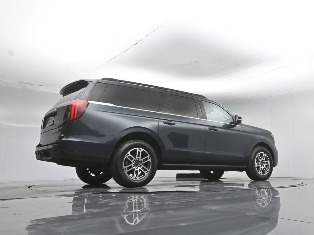 Used 2025 Ford Expedition Max Active RWD image 55