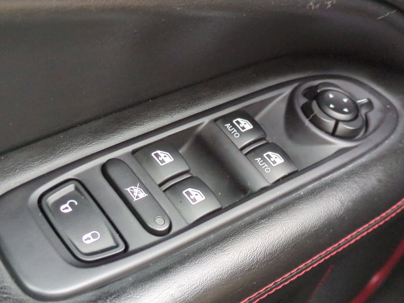 Used 2019 Jeep Compass Trailhawk AWD/4WD image 28
