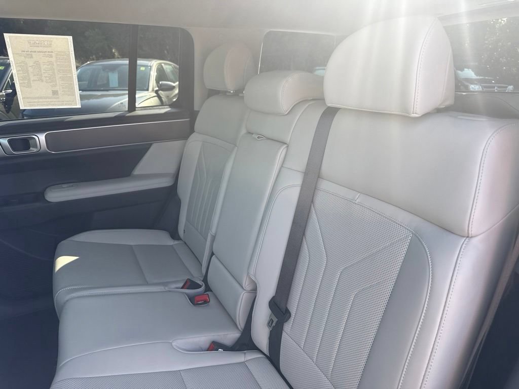 Used 2026 Hyundai Santa Fe SEL AWD/4WD image 37