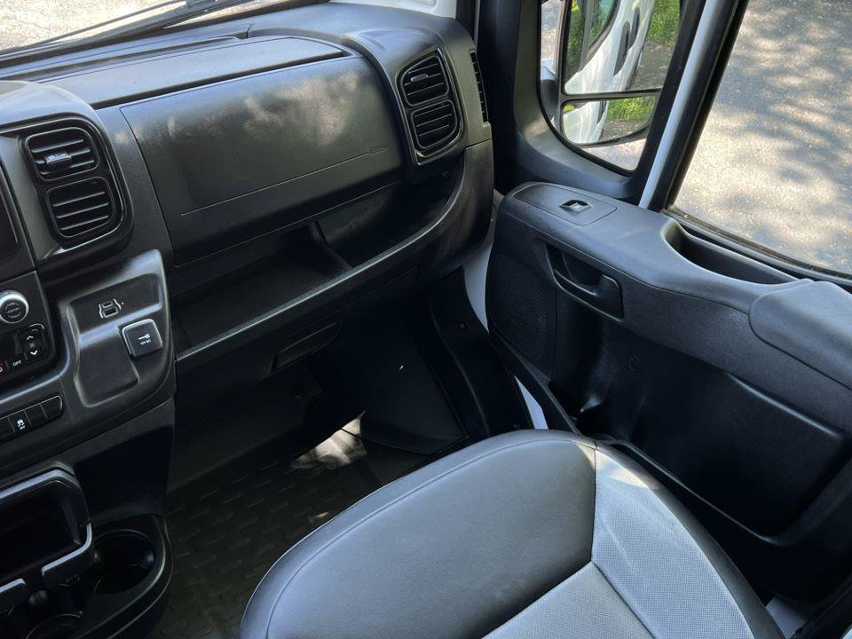 Used 2025 RAM ProMaster 2500 w/ Convenience Group FWD image 28