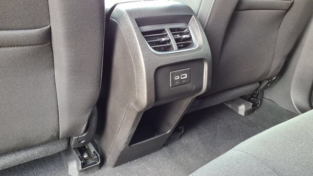 Used 2024 Chevrolet Blazer LT w/ Convenience Package FWD image 17
