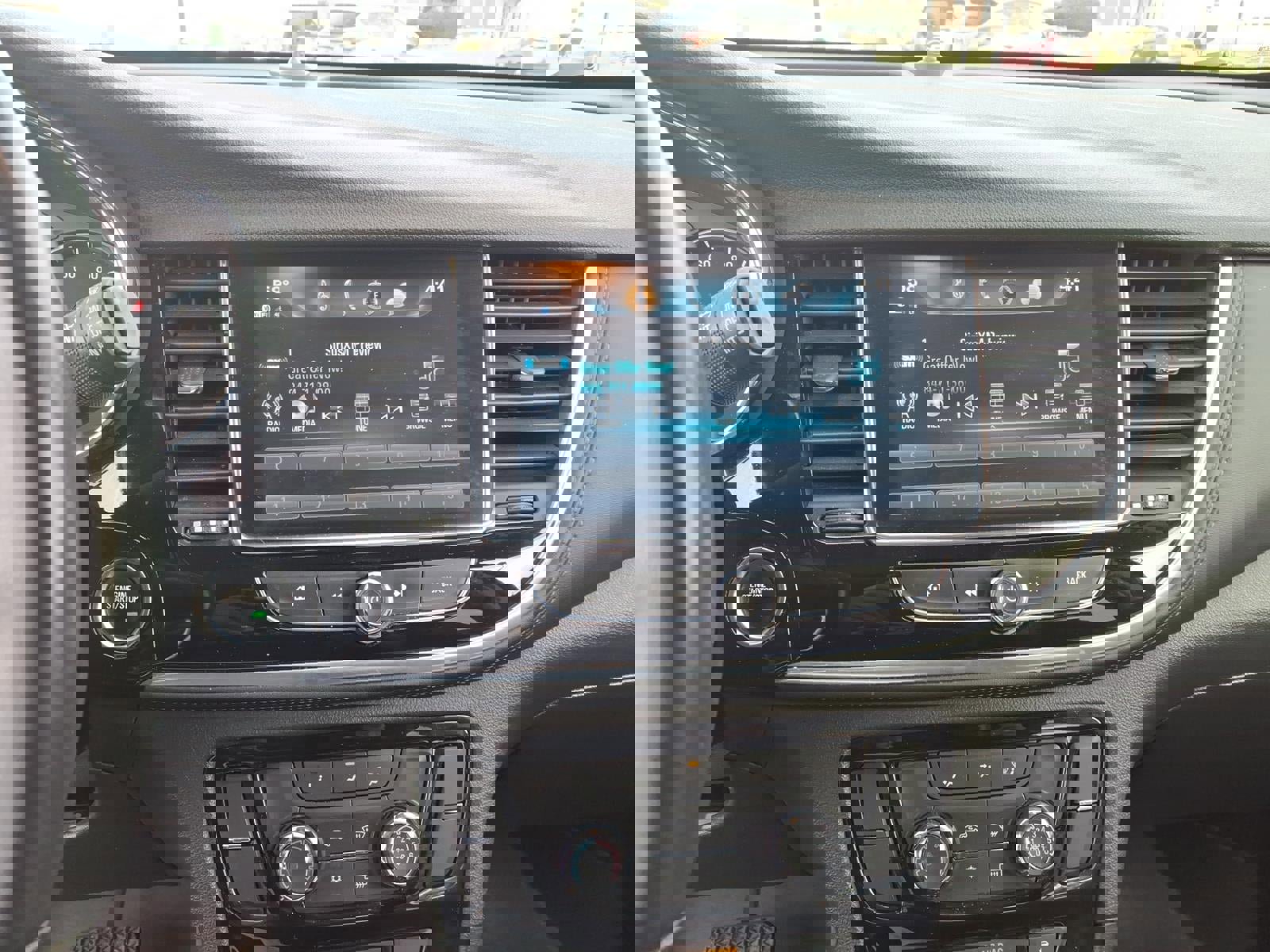 Used 2018 Buick Encore Sport Touring image 9