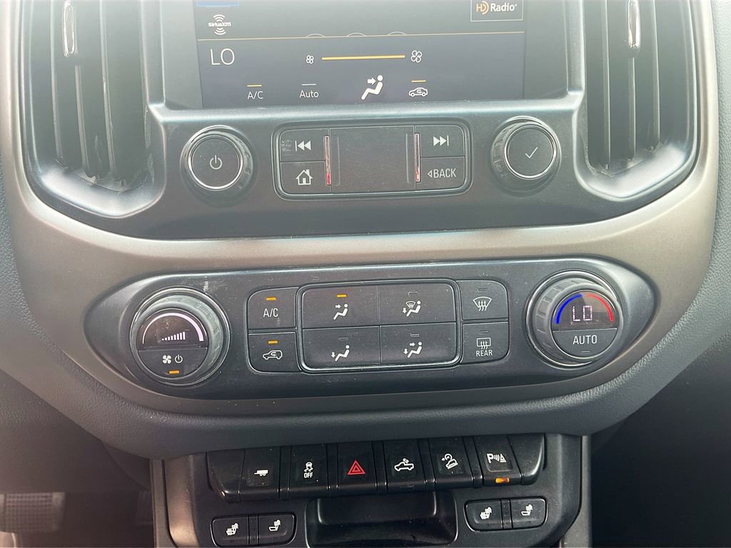 Used 2019 Chevrolet Colorado Z71 AWD/4WD image 15