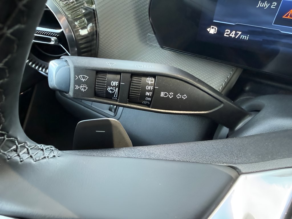 New 2027 Chevrolet Equinox LT FWD image 17