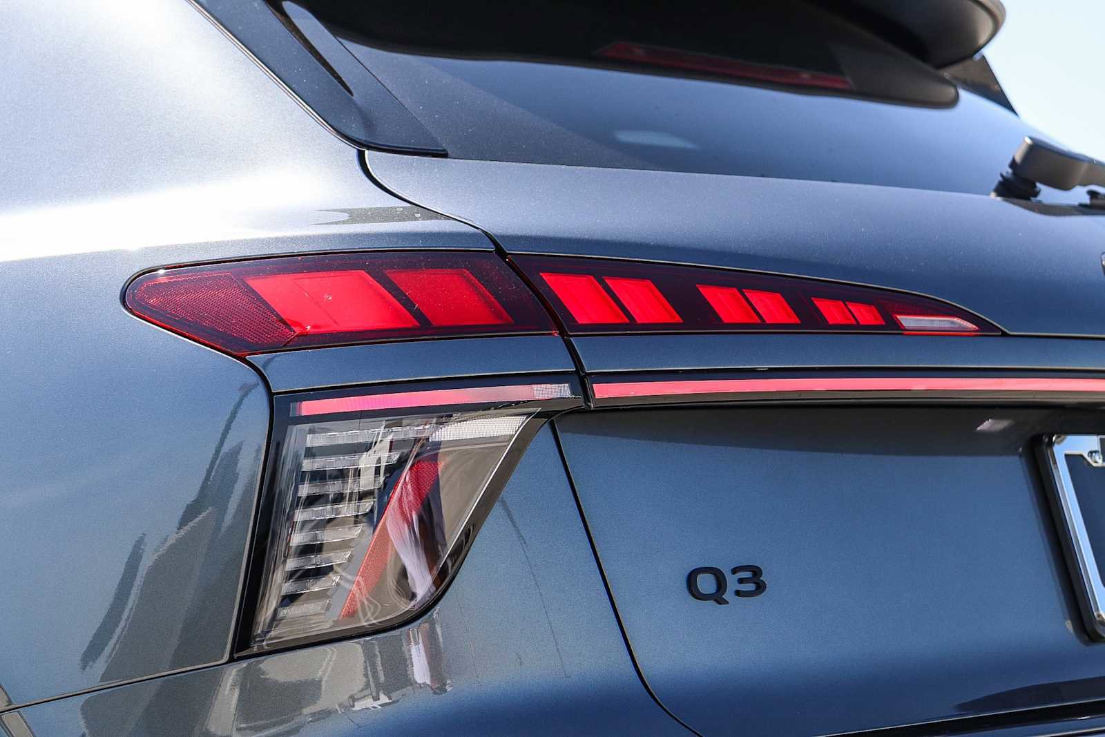 New 2026 Audi Q3 quattro 2.0T image 12