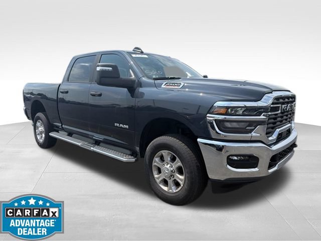 Used 2026 RAM 2500 Big Horn AWD/4WD image 2
