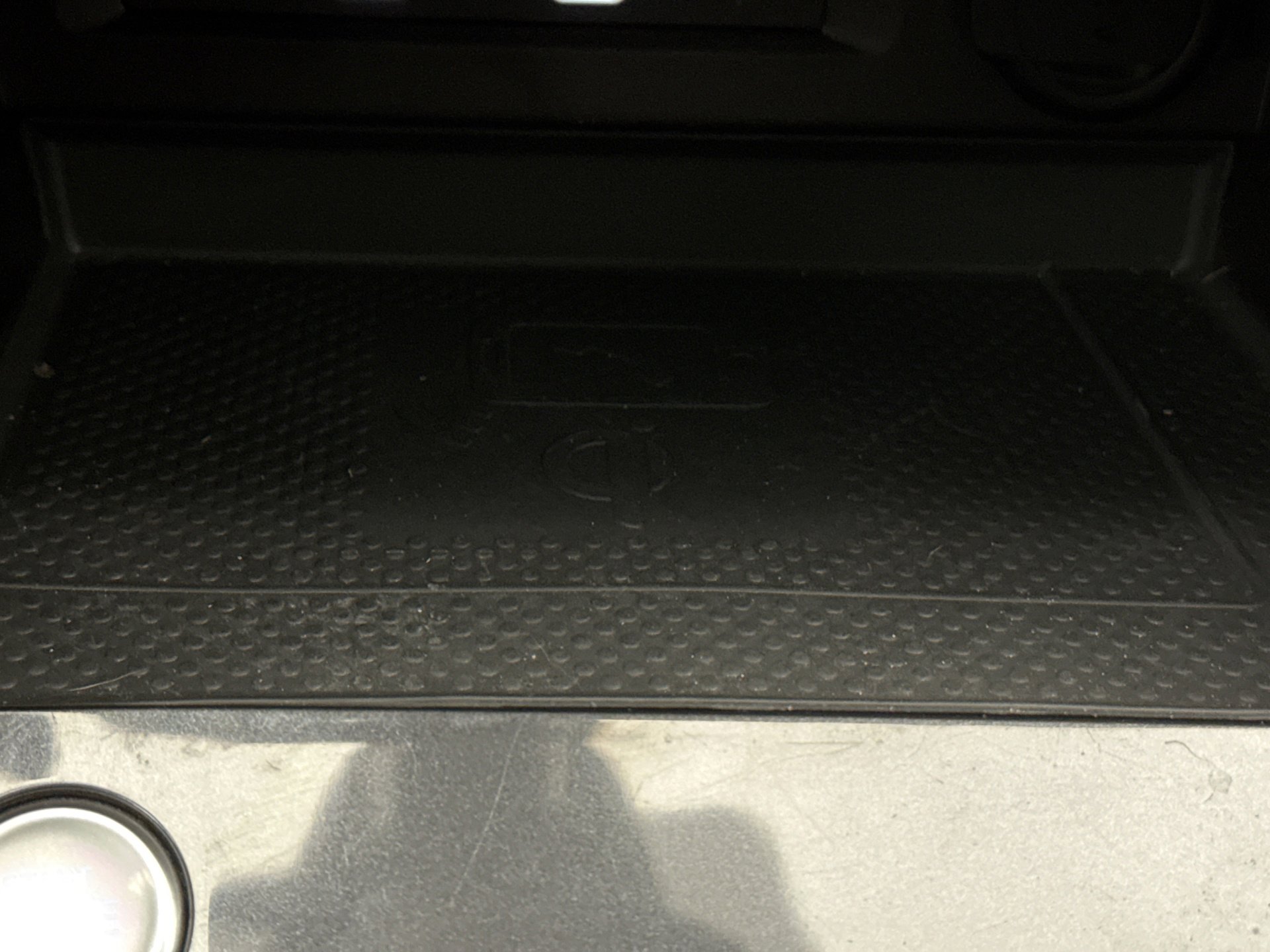 Used 2022 Volkswagen Tiguan SE image 16