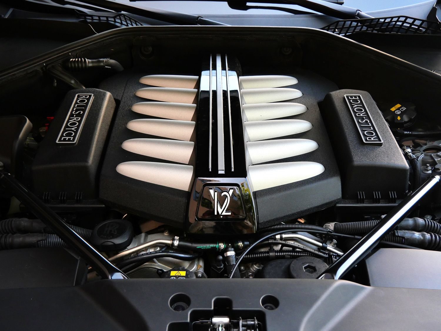 Certified 2020 Rolls-Royce Dawn RWD image 31